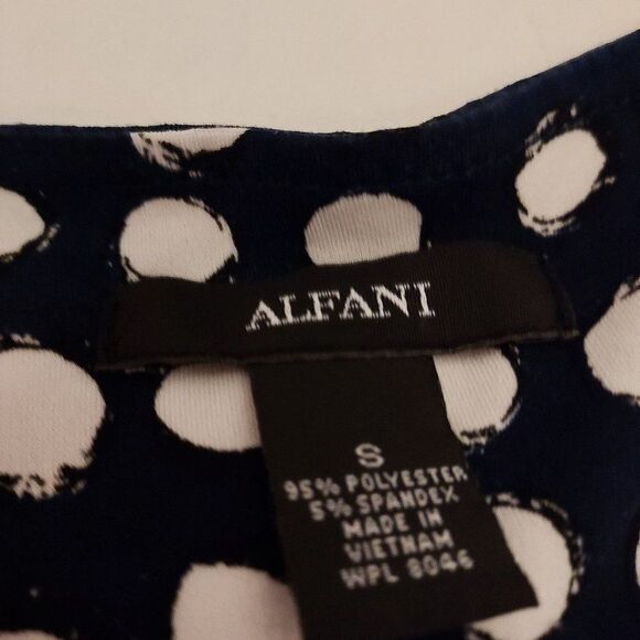 ALFANI S ex condpit to pit 18 in length 28 inches - Picture 4 of 4